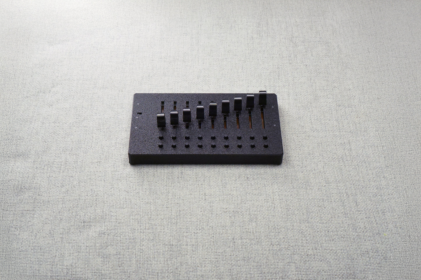 ParksTool 9F18K1X (9 Faders + 18 Keys + 1 Expression pedal input) MIDI Controller