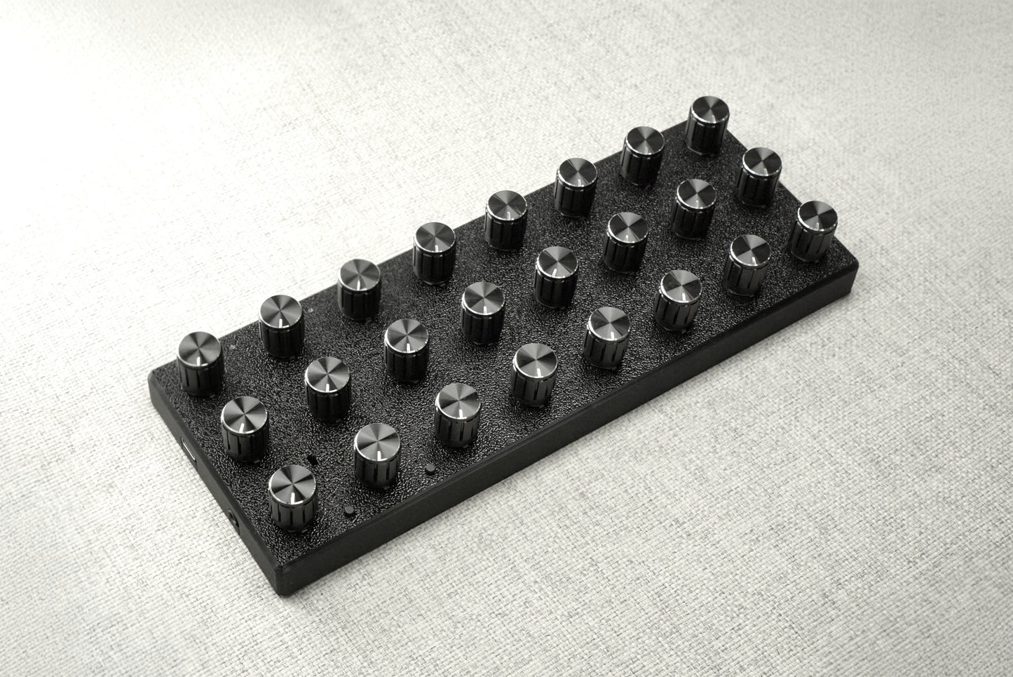 ParksTool 24P2K (24 Potentiometers) MIDI Controller