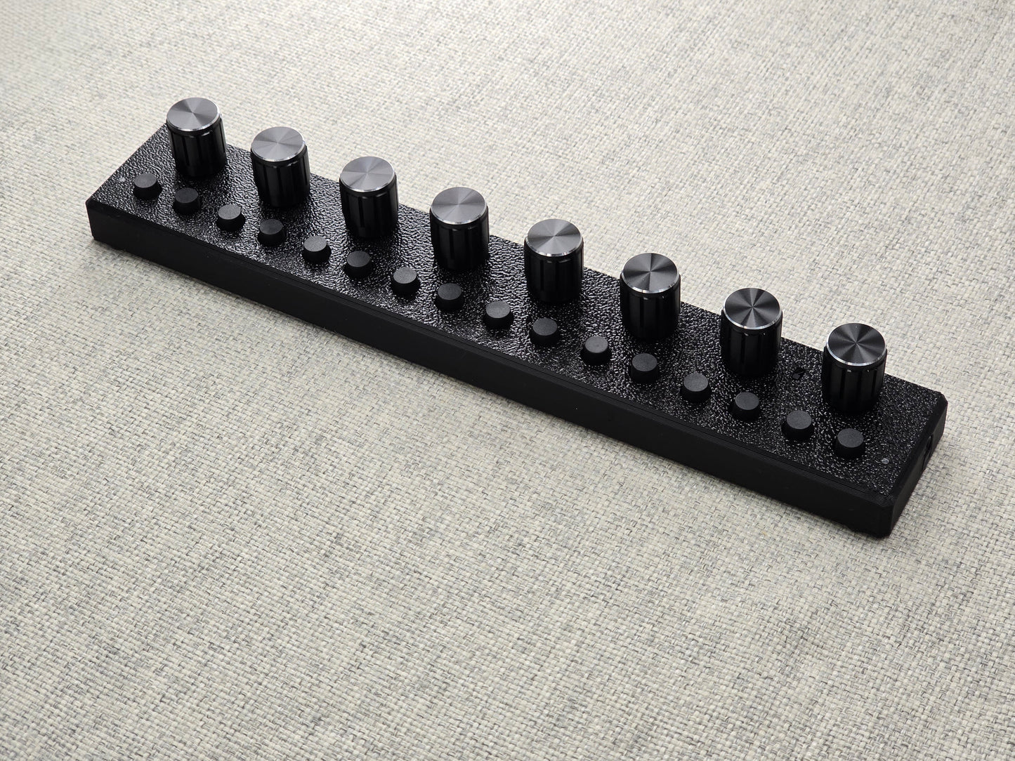 ParksTool 8E16K (8 Encoders with 16 Keys) MIDI Controller